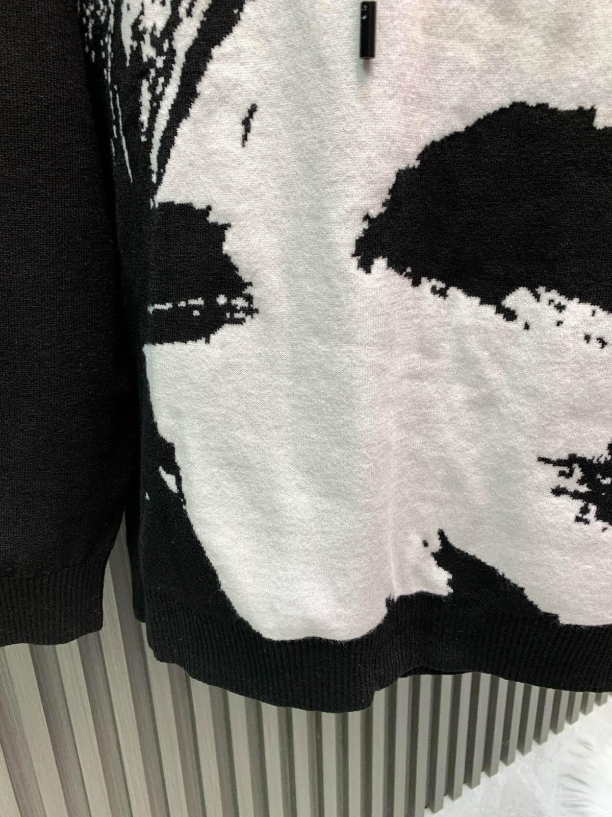 Classic Fashion Sweater-1120