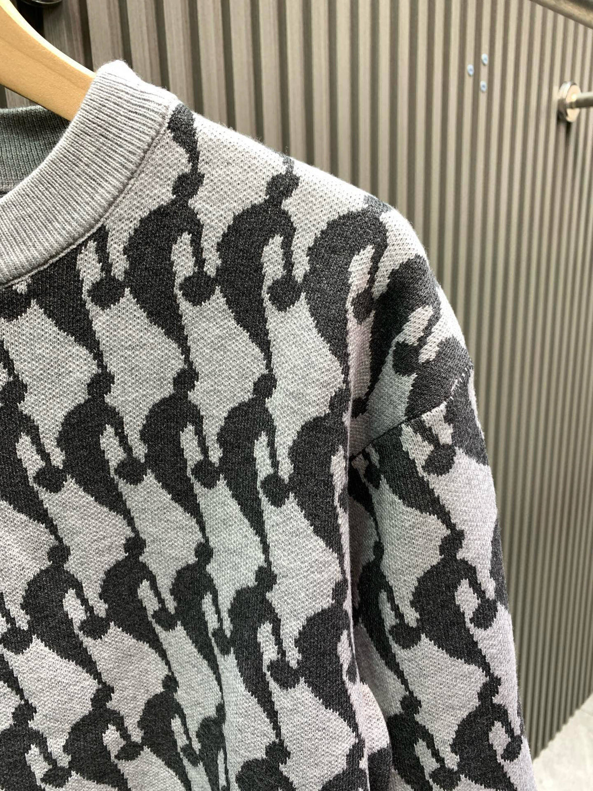 Classic Fashion Sweater-1121