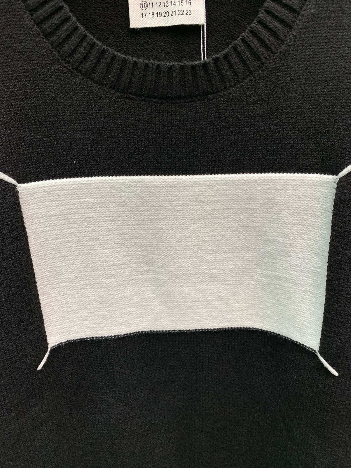 Classic Fashion Sweater-1123
