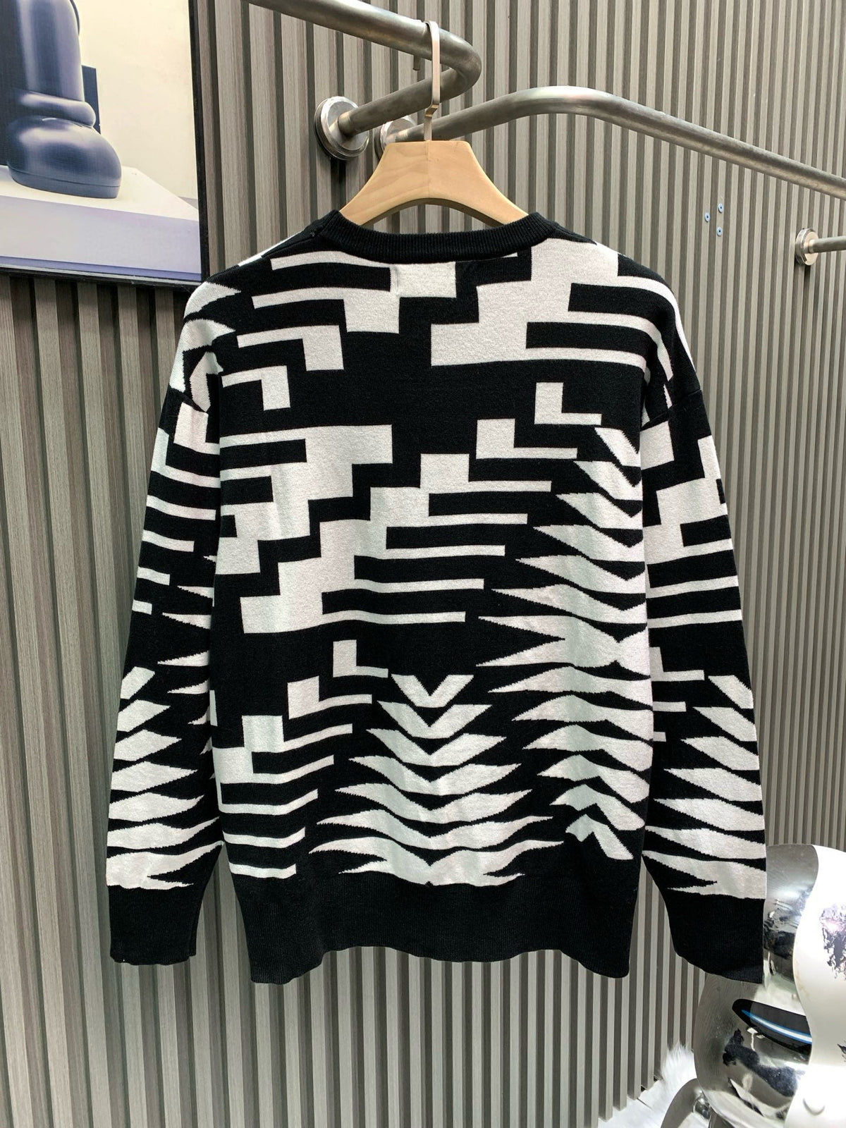 Classic Fashion Sweater-1126
