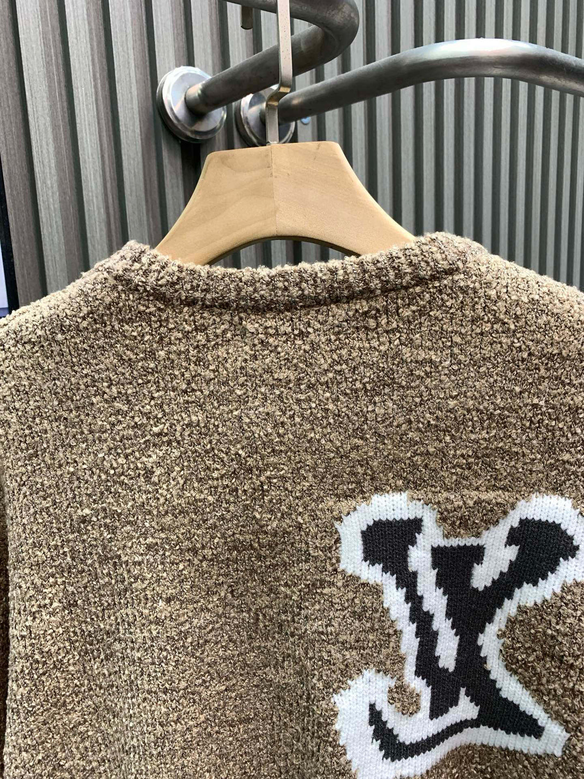 Classic Fashion Sweater-1128