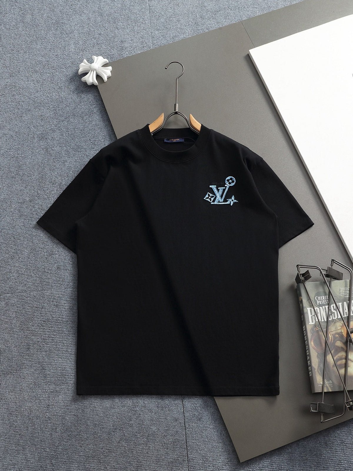 Classic T-shirt-185
