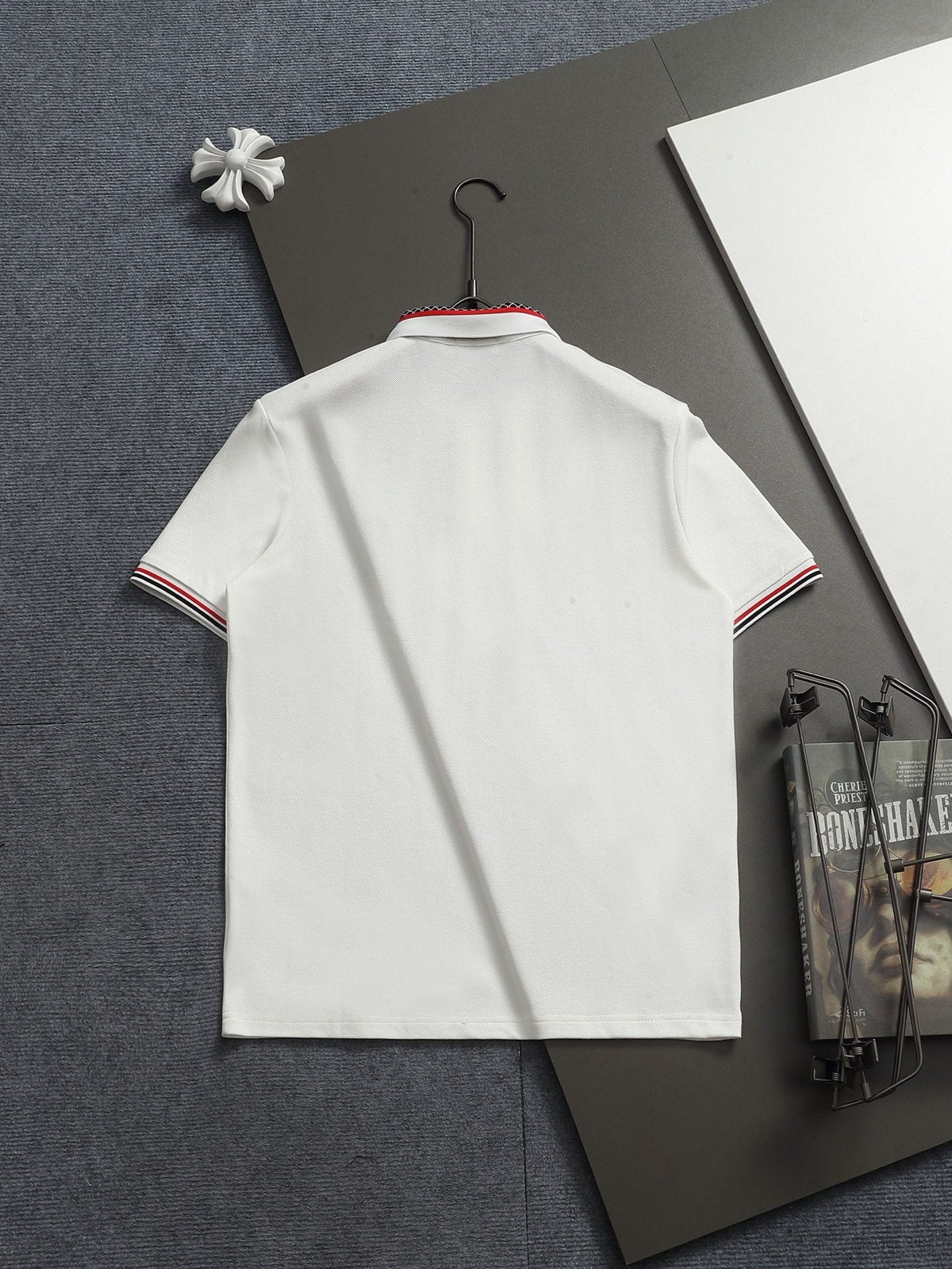 Classic T-shirt-200