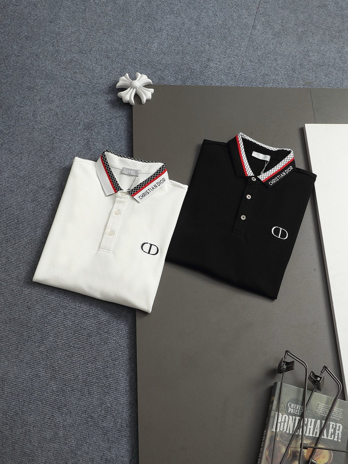 Classic T-shirt-200