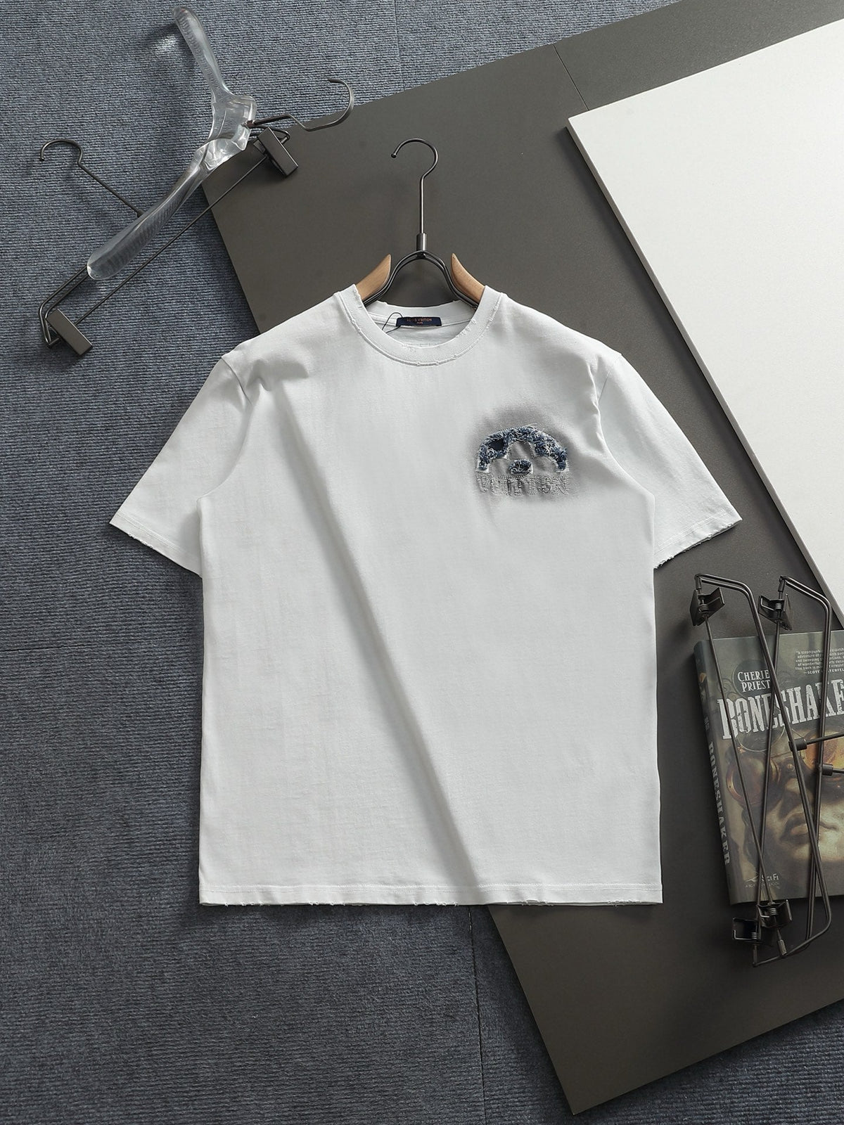 Classic T-shirt-206