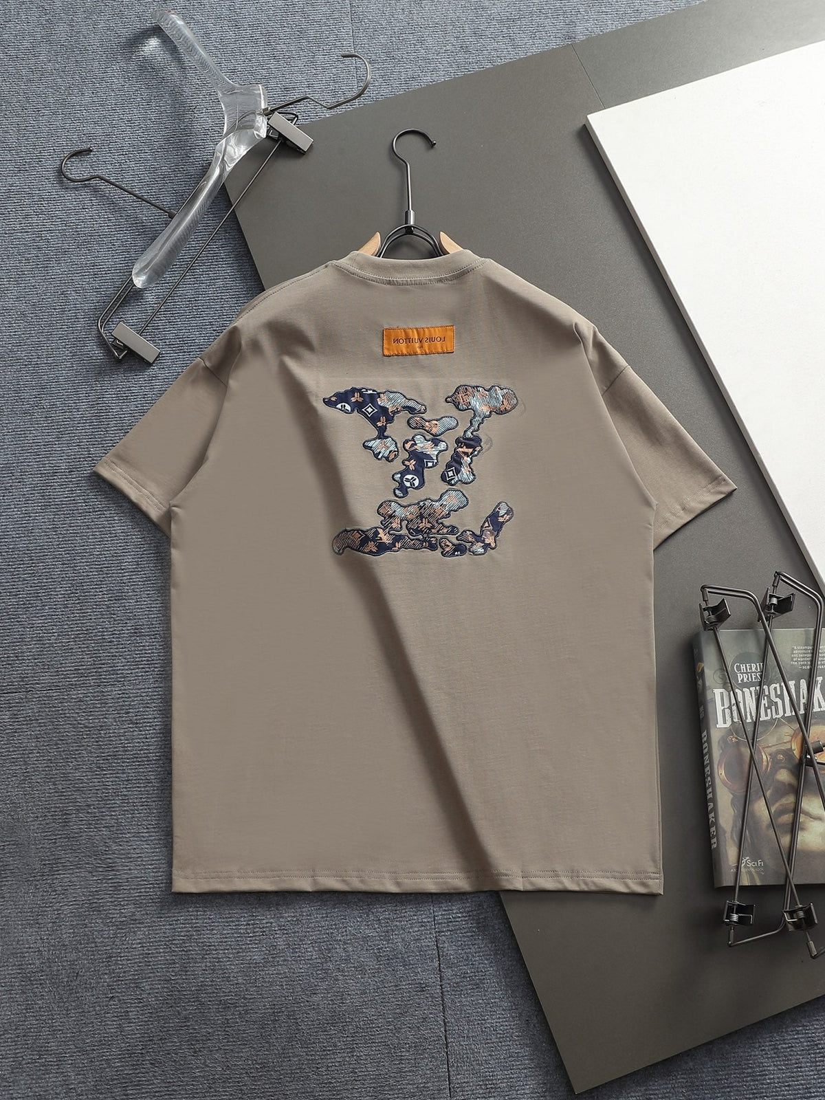 Classic T-shirt-230