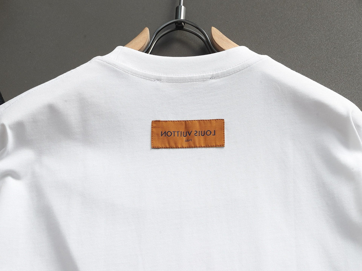 Classic T-shirt-240