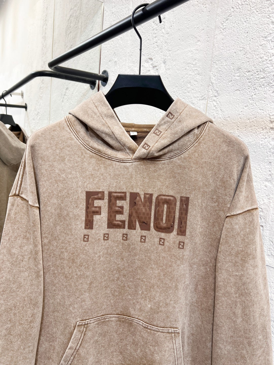 Classic Fit Hoodie-1036