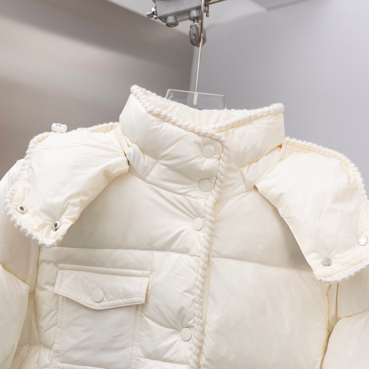 Ultra-Light Winter Puffer β111