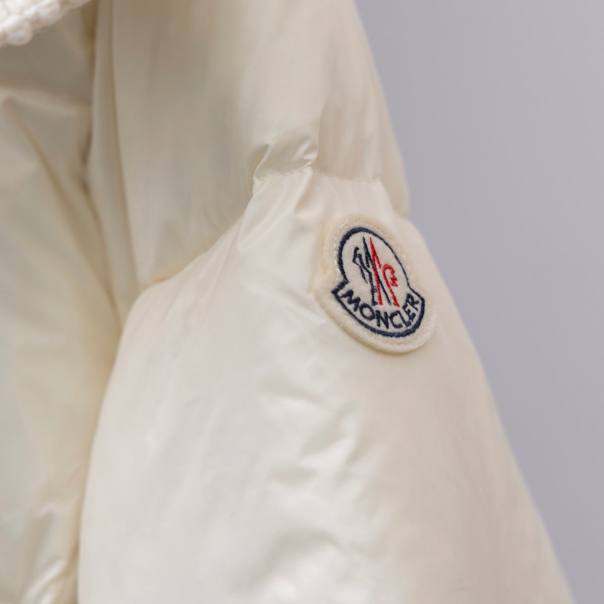 Ultra-Light Winter Puffer β111
