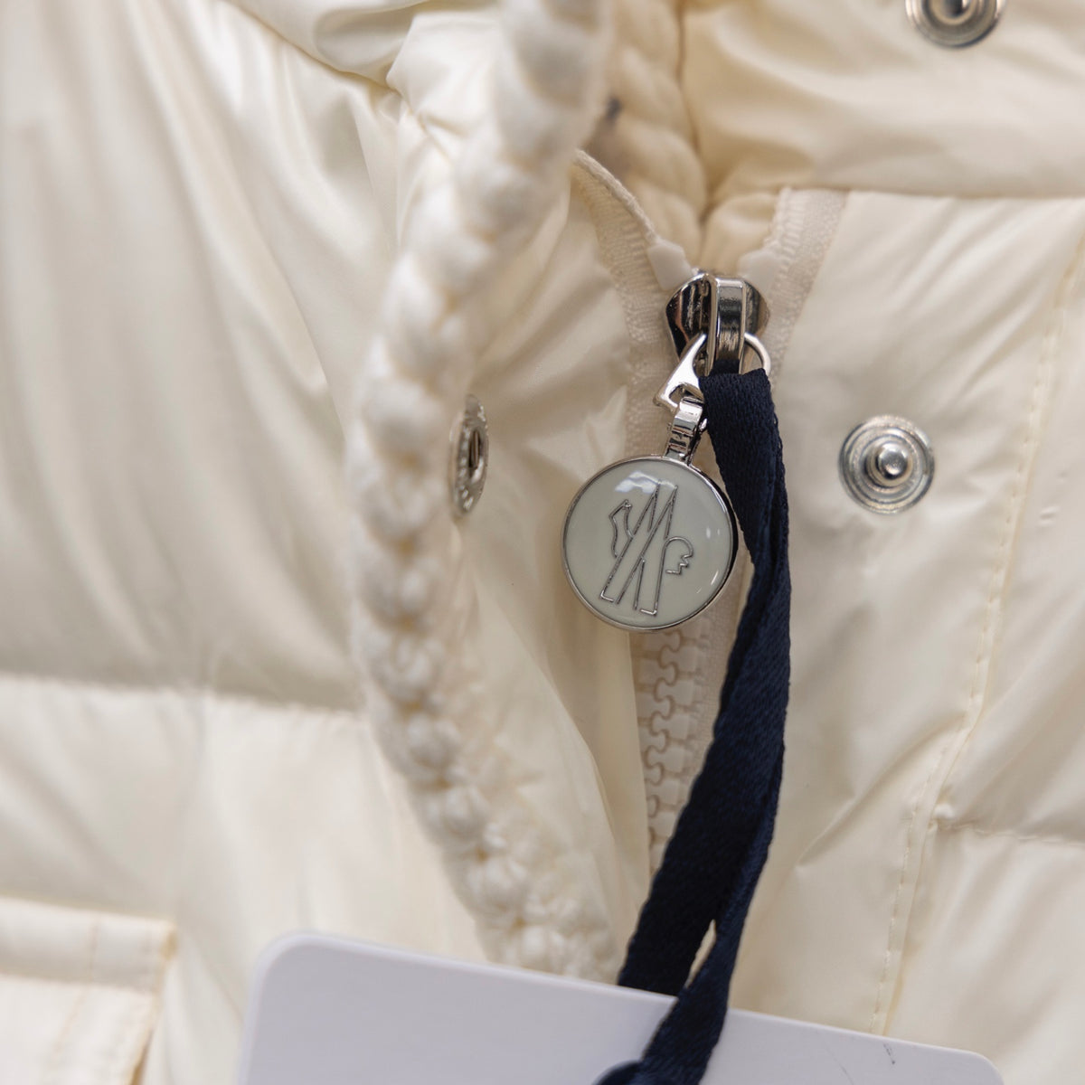 Ultra-Light Winter Puffer β111