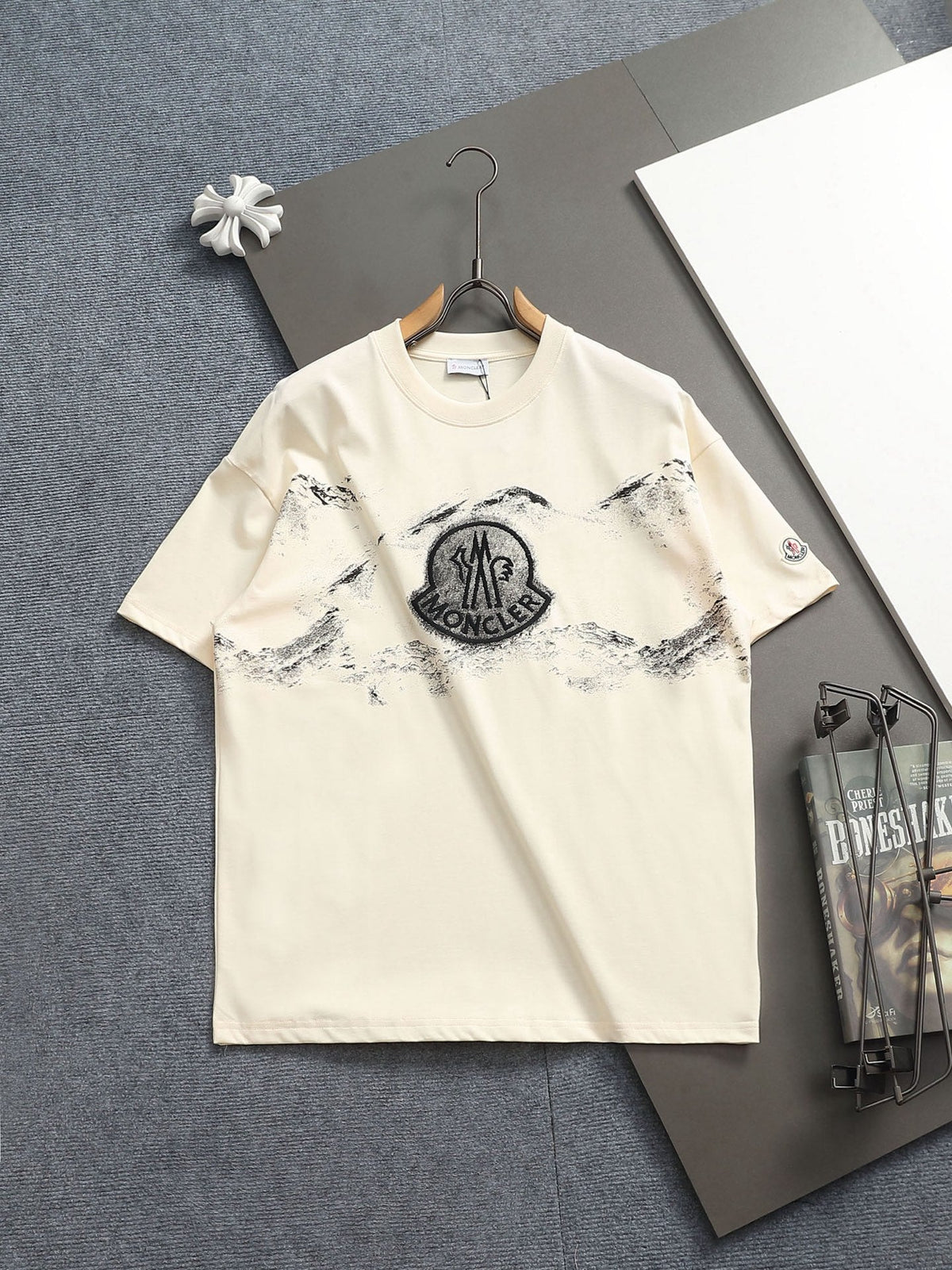 Classic T-shirt-307