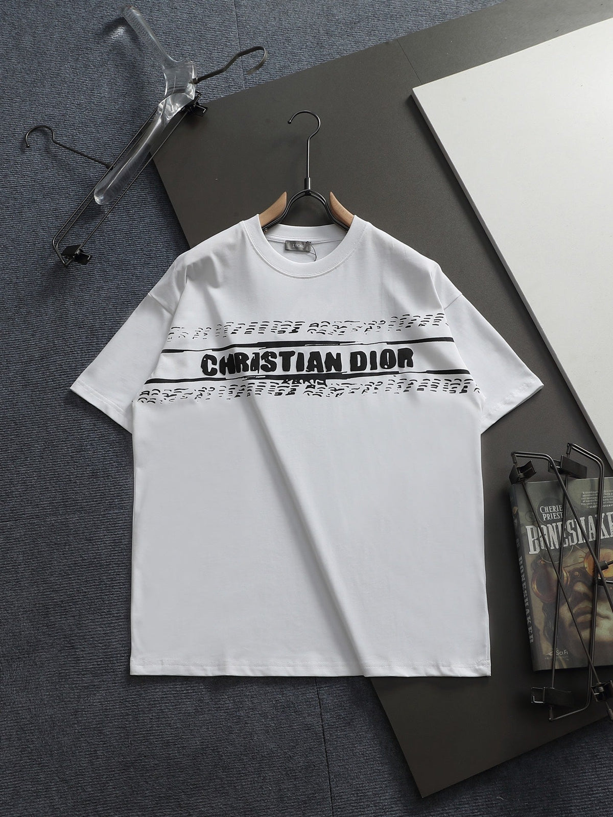 Classic T-shirt-359