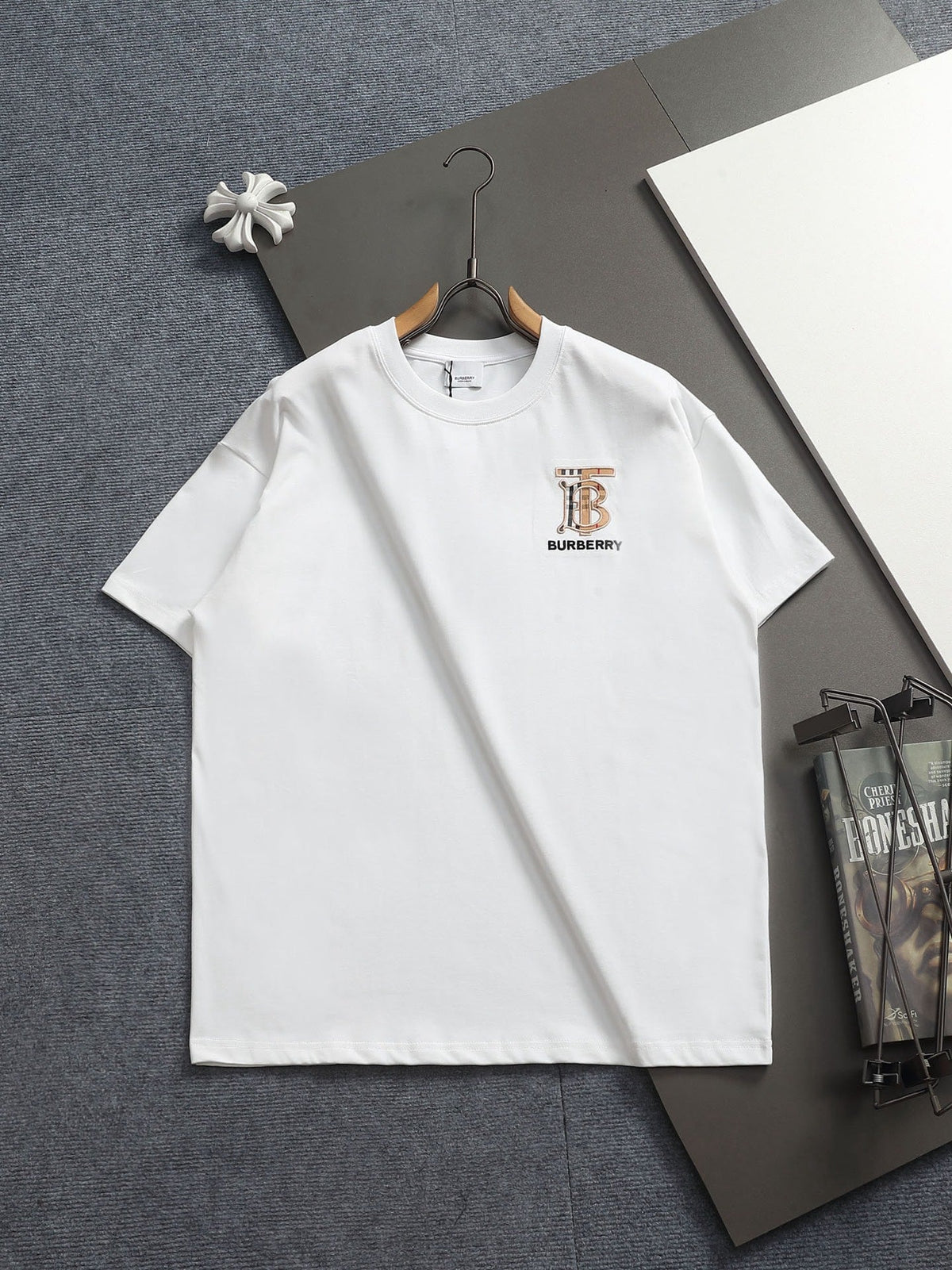 Classic T-shirt-318