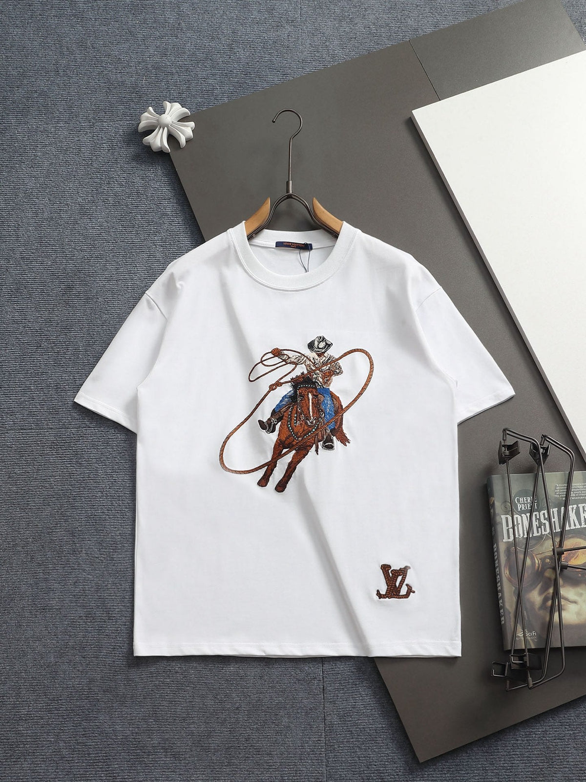 Classic T-shirt-390