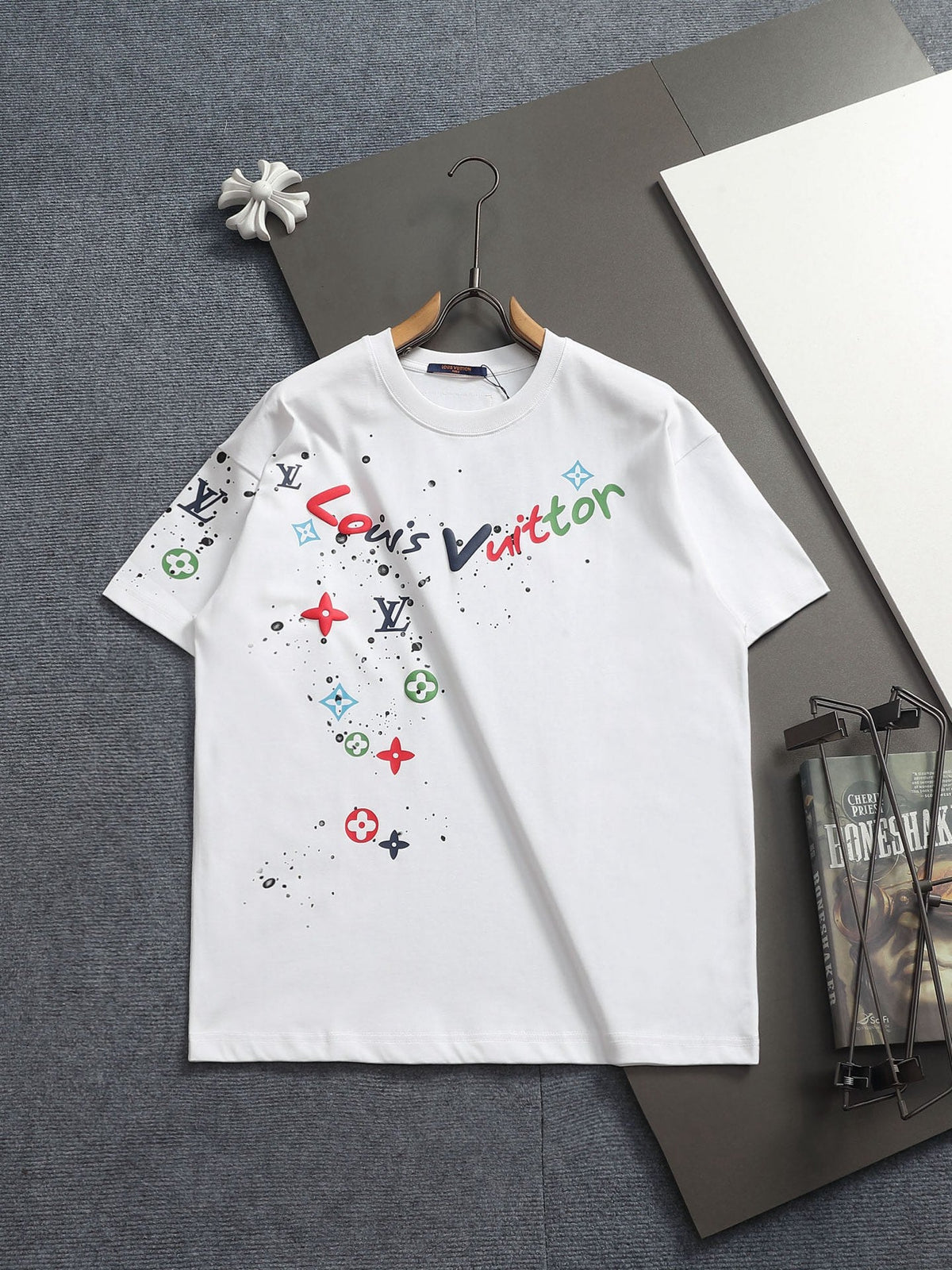 Classic T-shirt-324