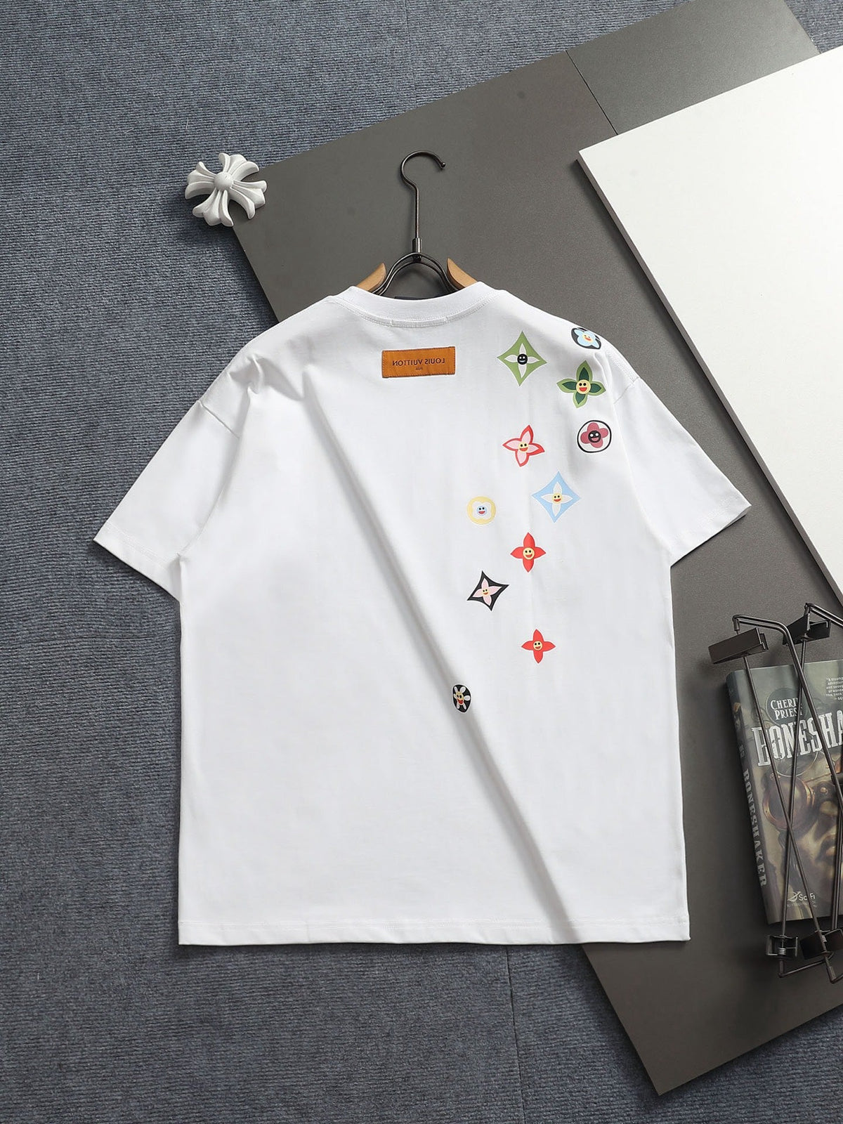 Classic T-shirt-394