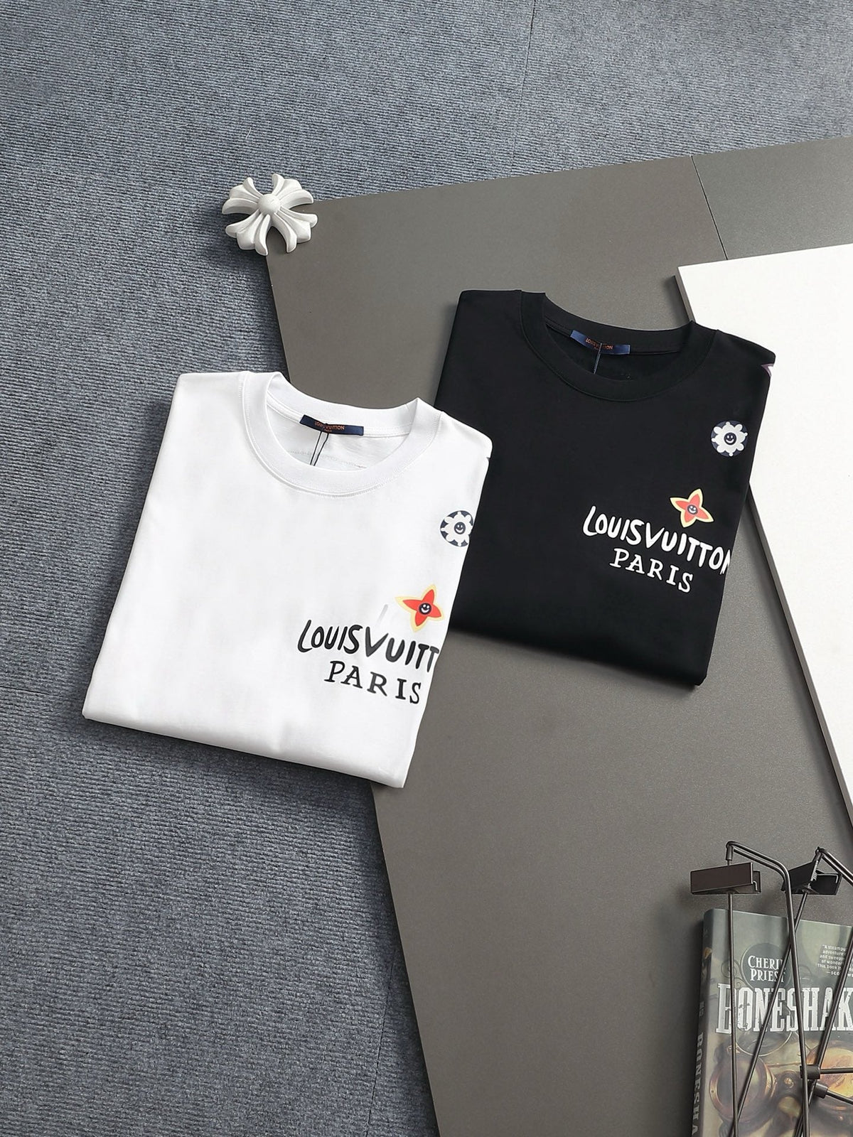 Classic T-shirt-325