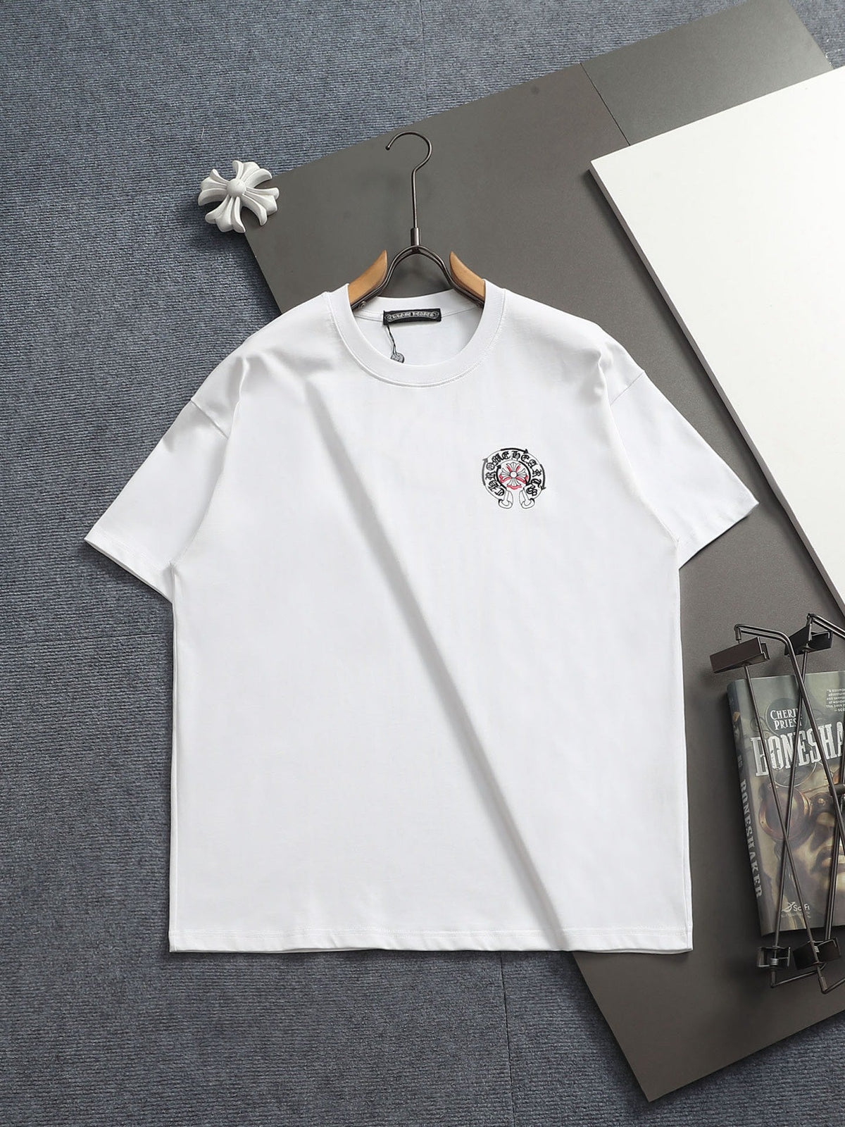 Classic T-shirt-326