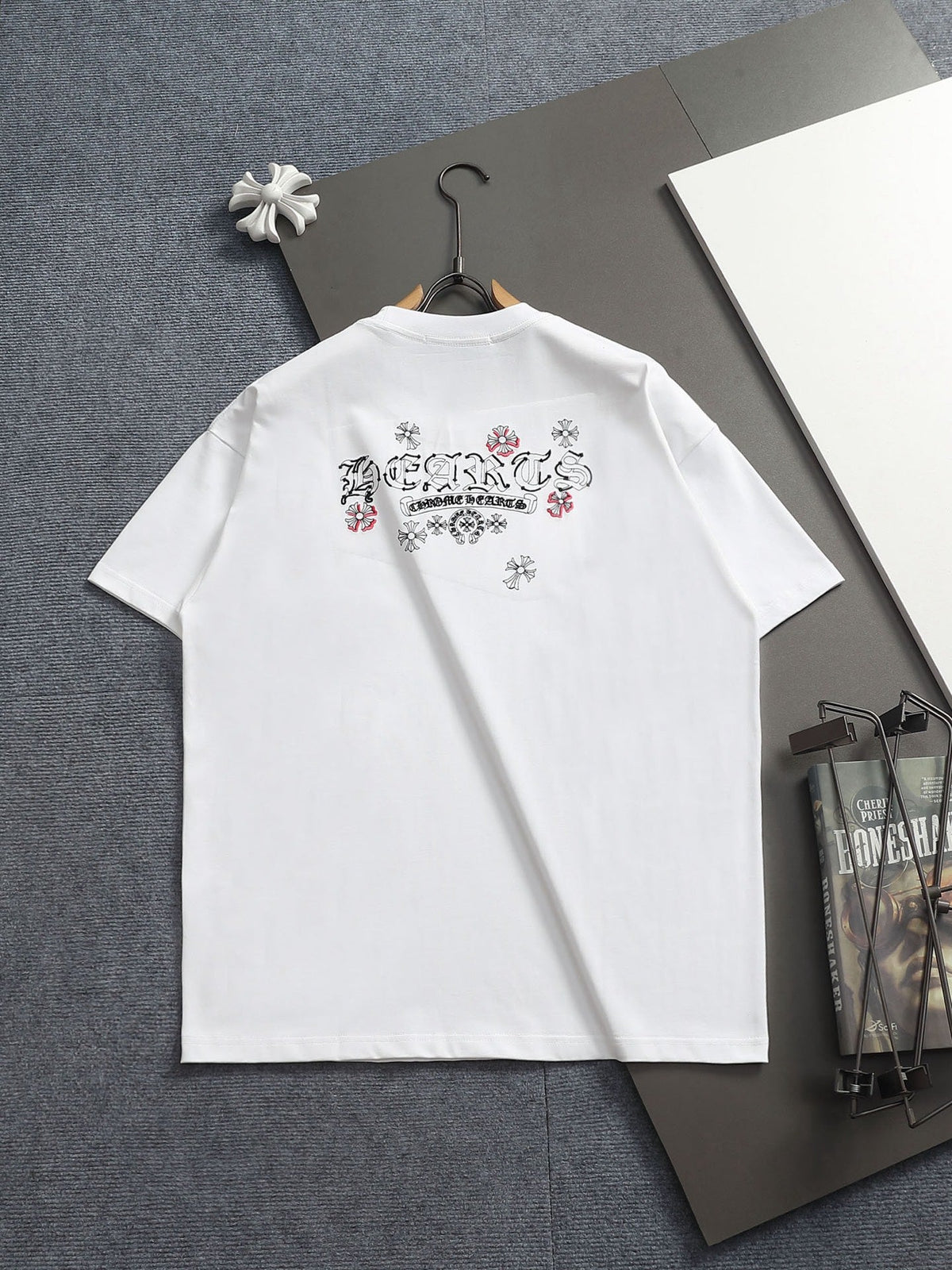 Classic T-shirt-395