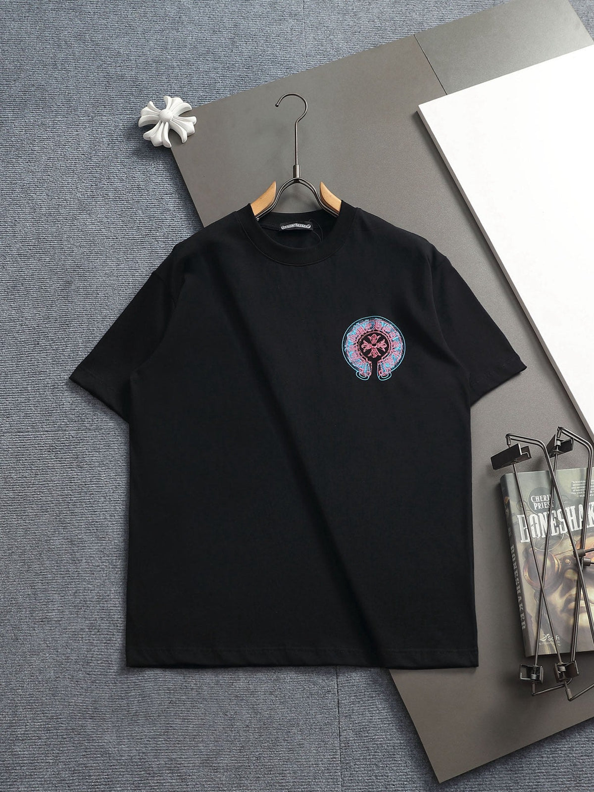 Classic T-shirt-398