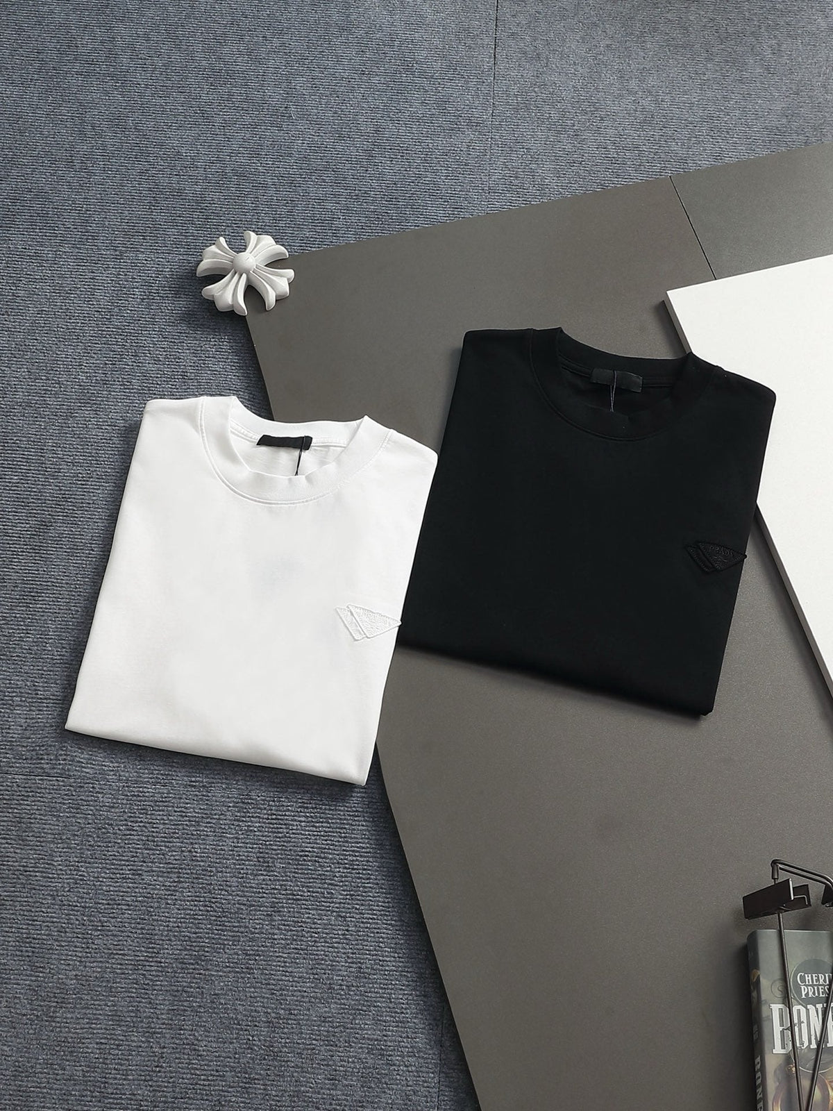 Classic T-shirt-330