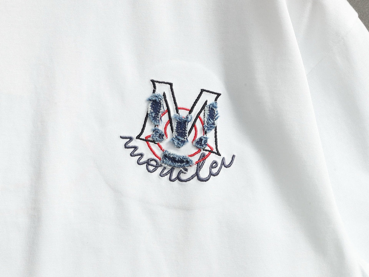 Classic T-shirt-400