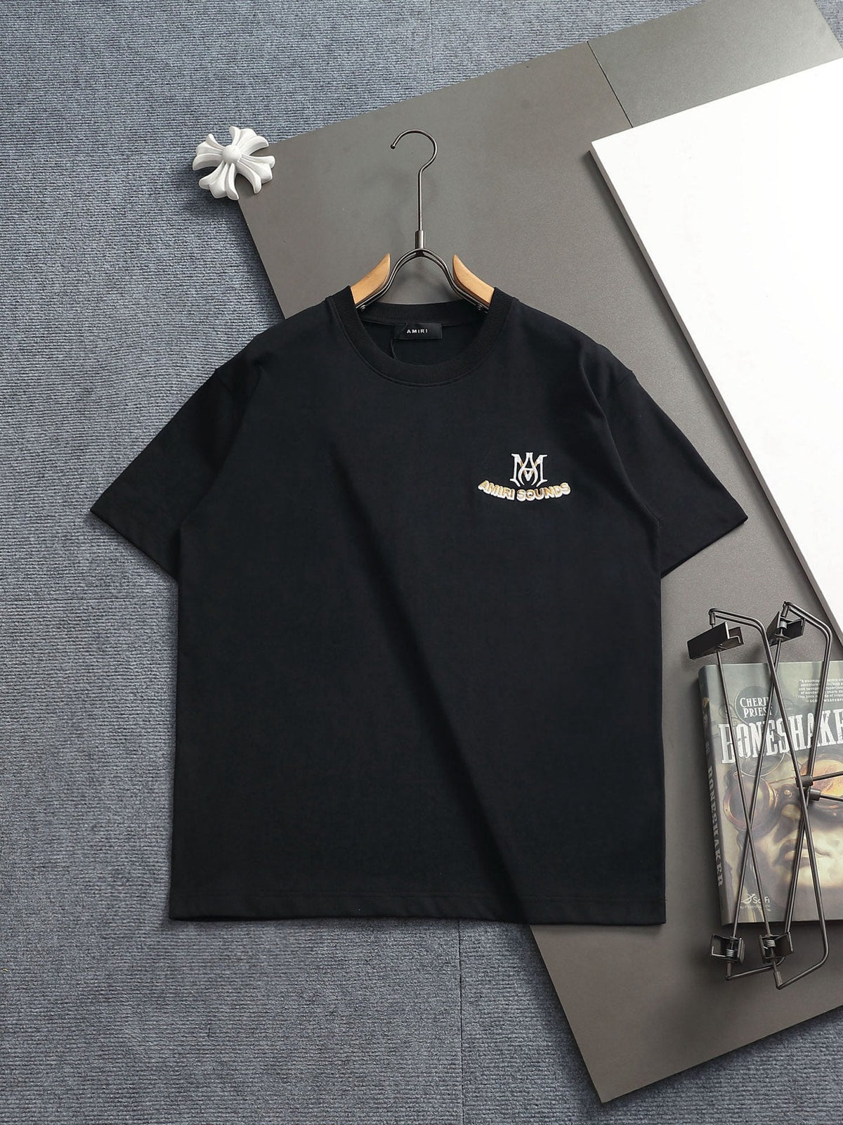 Classic T-shirt-335