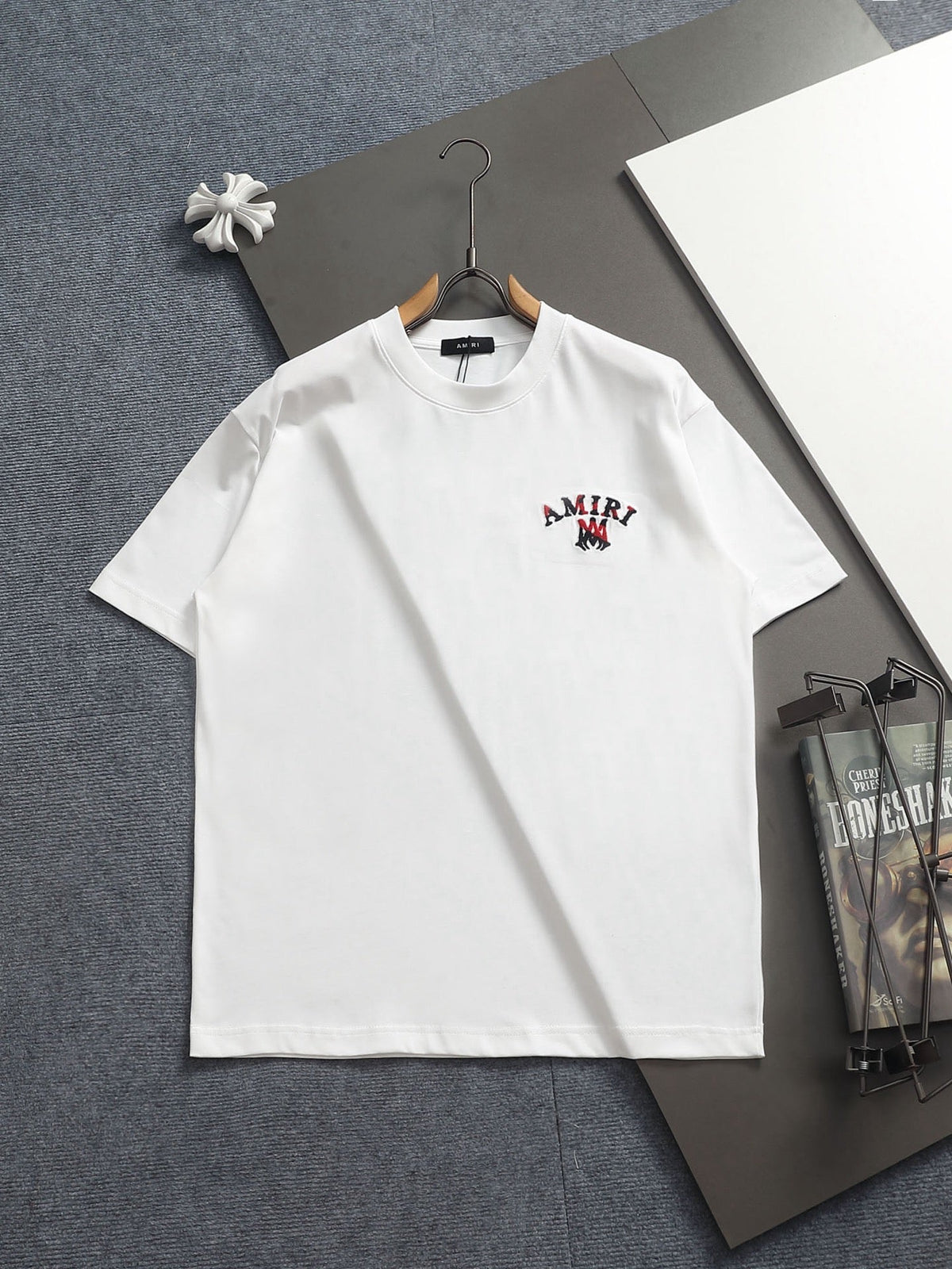 Classic T-shirt-340