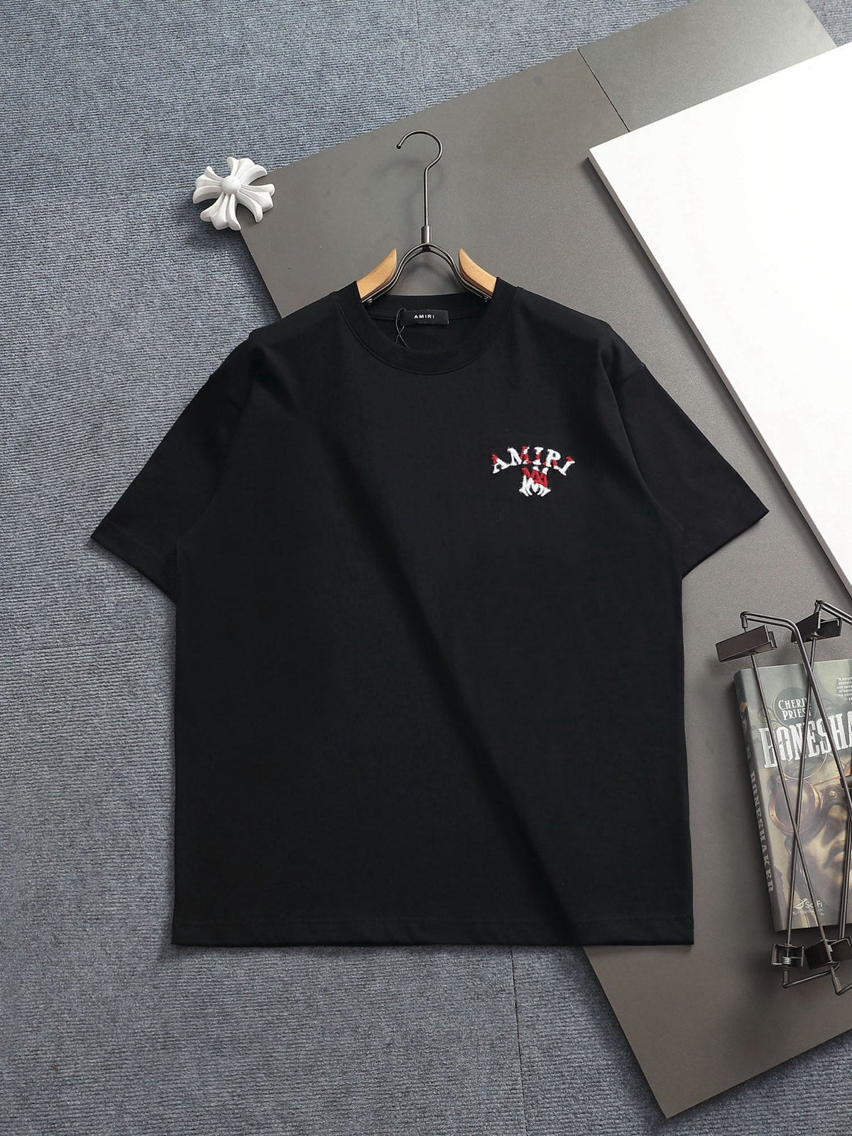 Classic T-shirt-340