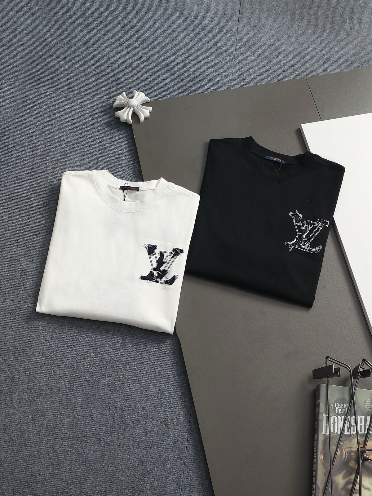Classic T-shirt-342