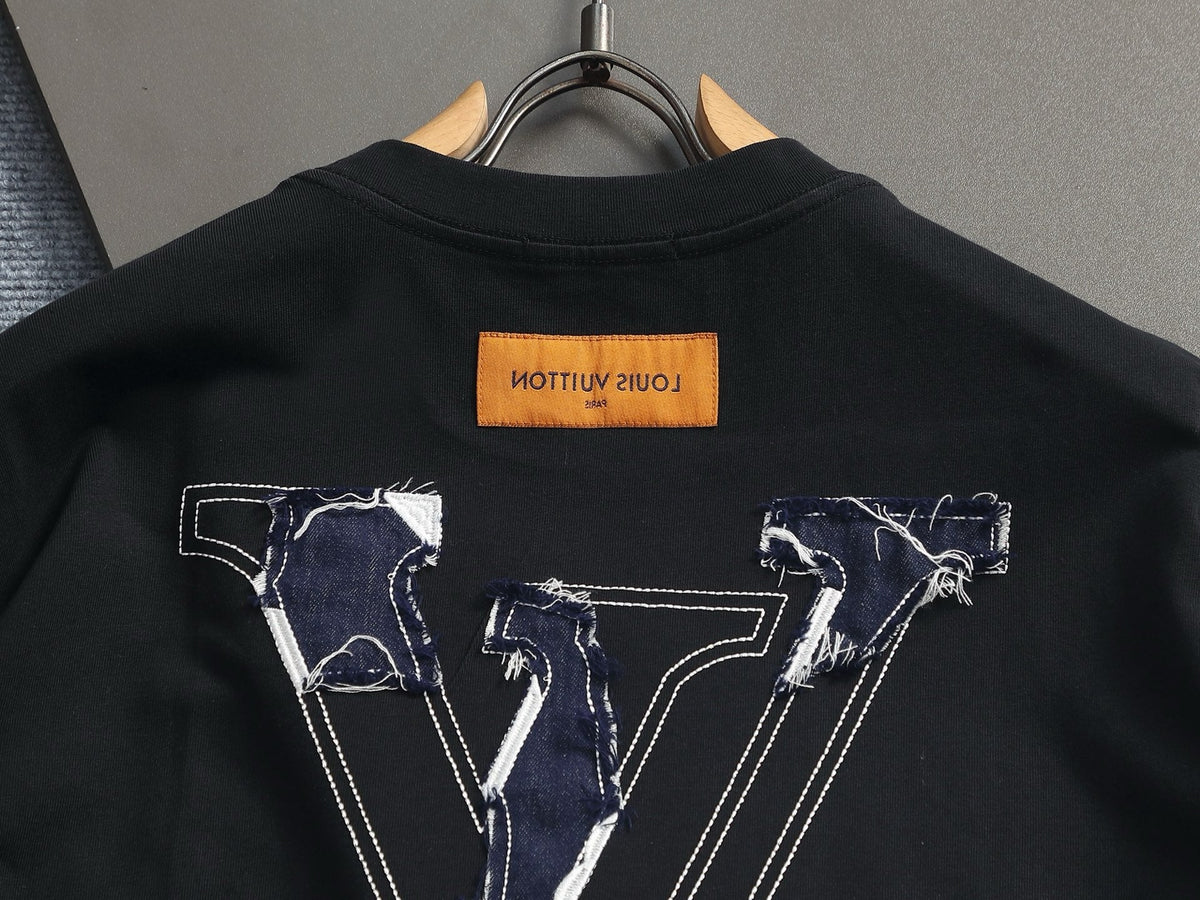 Classic T-shirt-342