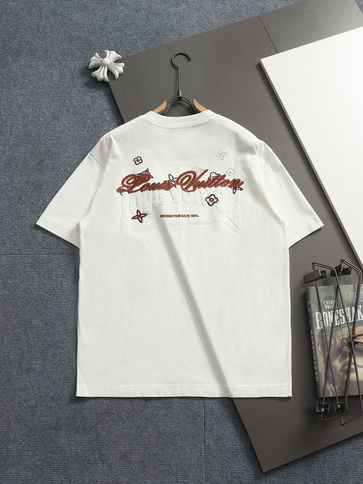 Classic T-shirt-343