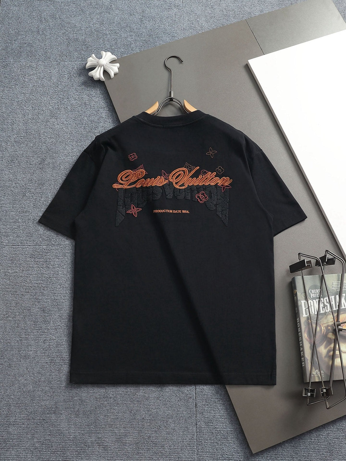 Classic T-shirt-343