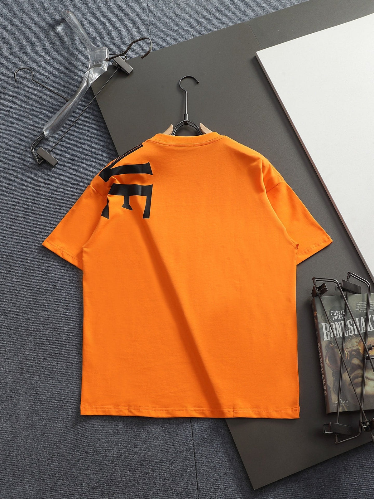 Classic T-shirt-350