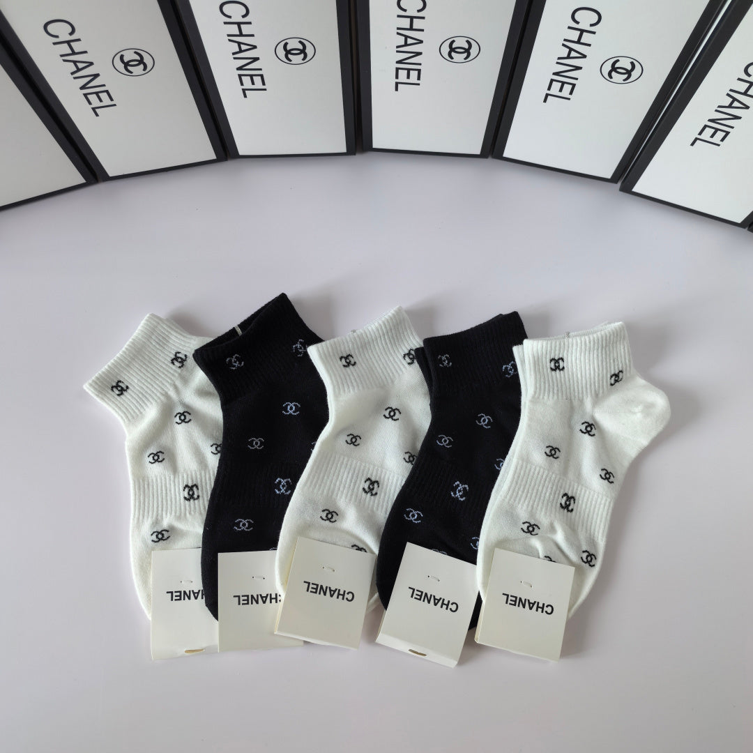5-Pair Comfort Socks Set (1 BOX)-80