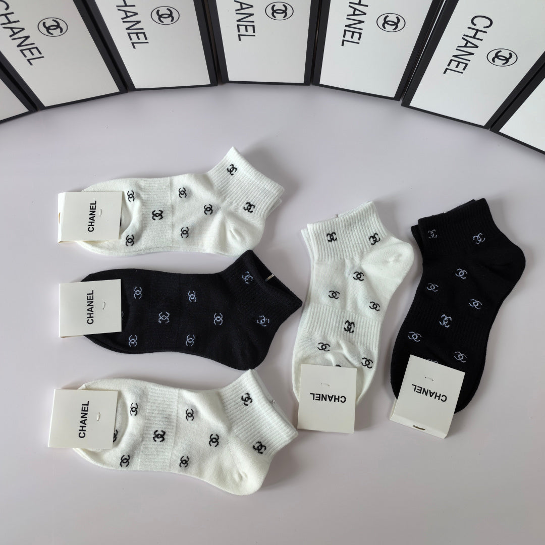 5-Pair Comfort Socks Set (1 BOX)-80