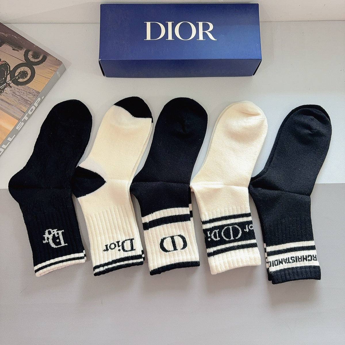 5-Pair Comfort Socks Set (1 BOX)-92