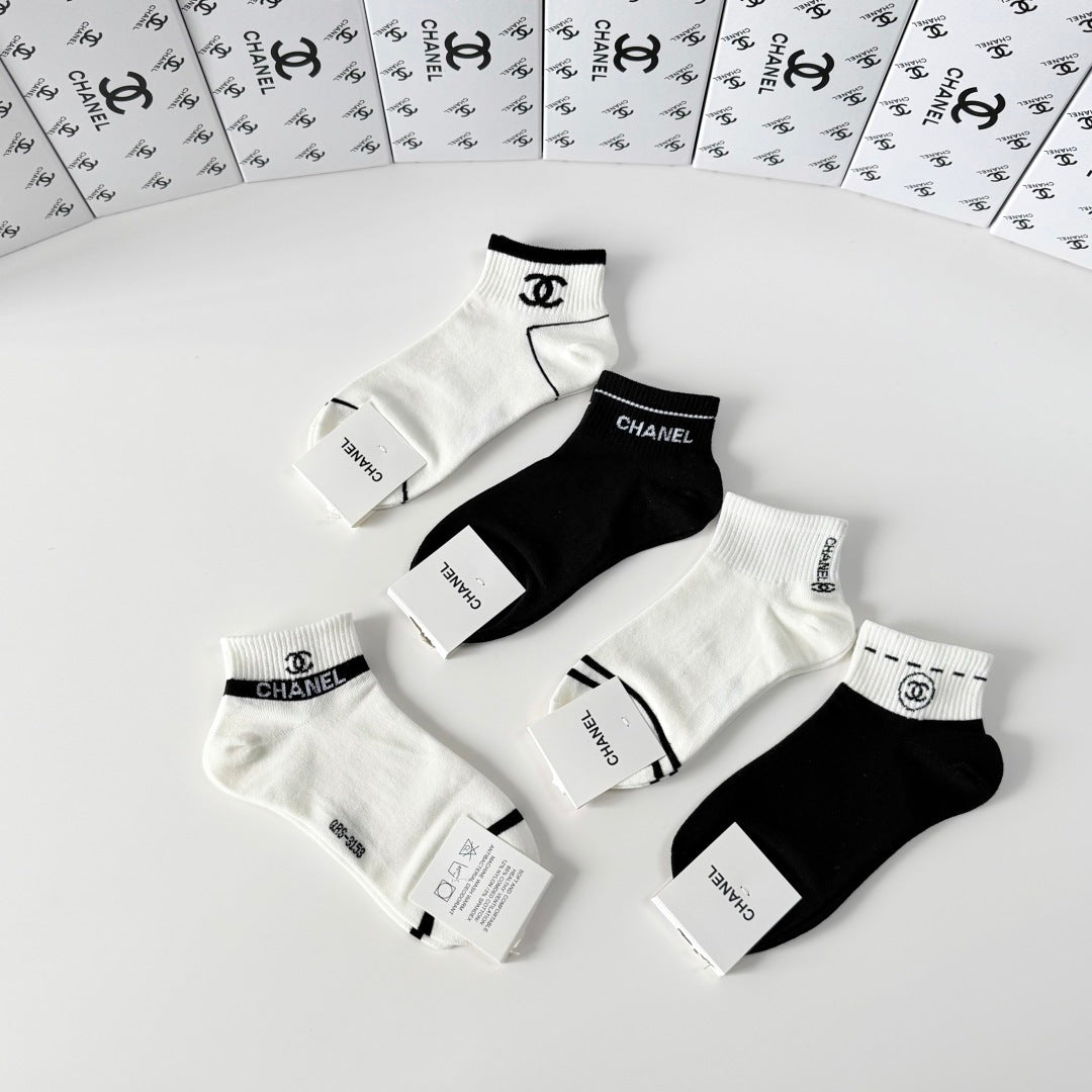 5-Pair Comfort Socks Set (1 BOX)-135