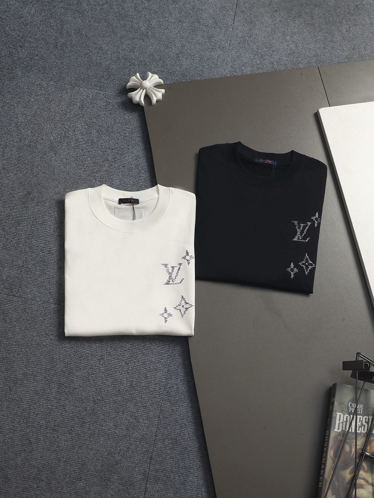 Classic T-shirt-489