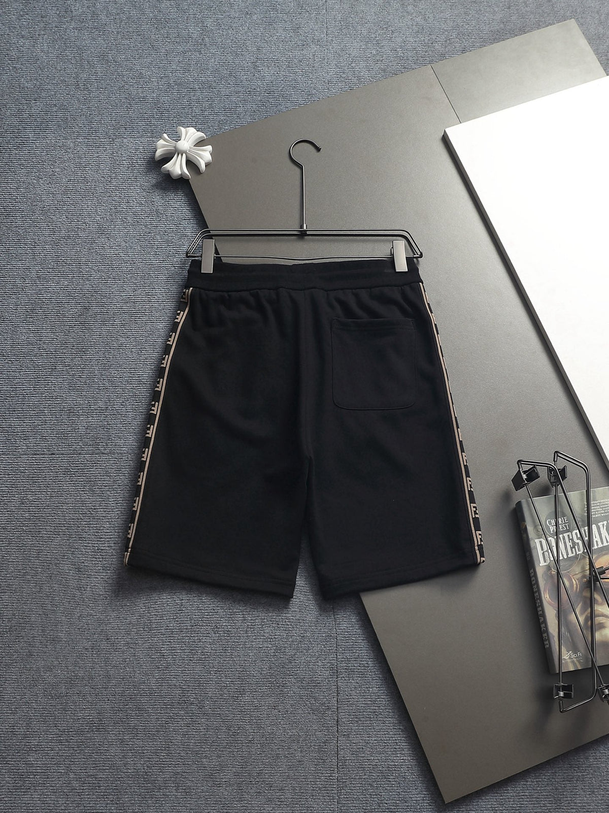 Classic Shorts-19