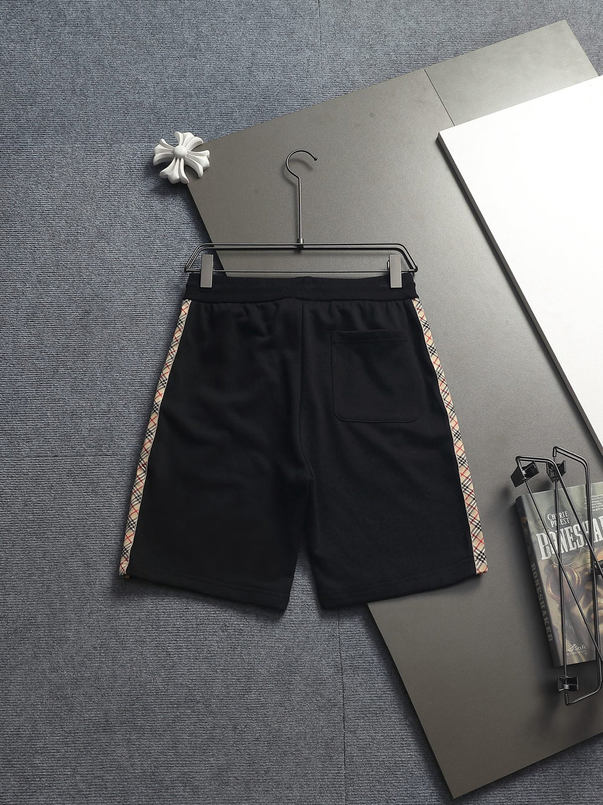 Classic Shorts-20