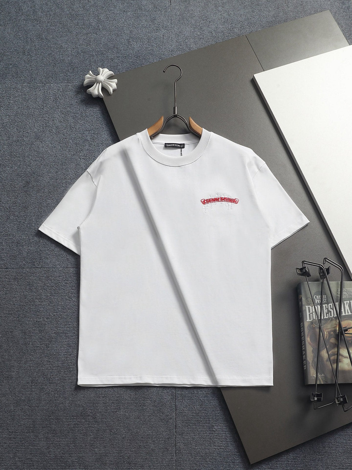 Classic T-shirt-490