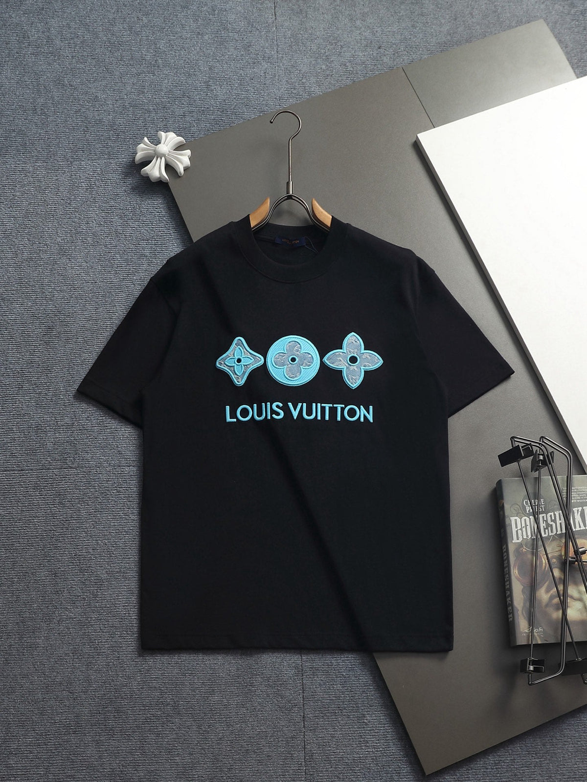 Classic T-shirt-496