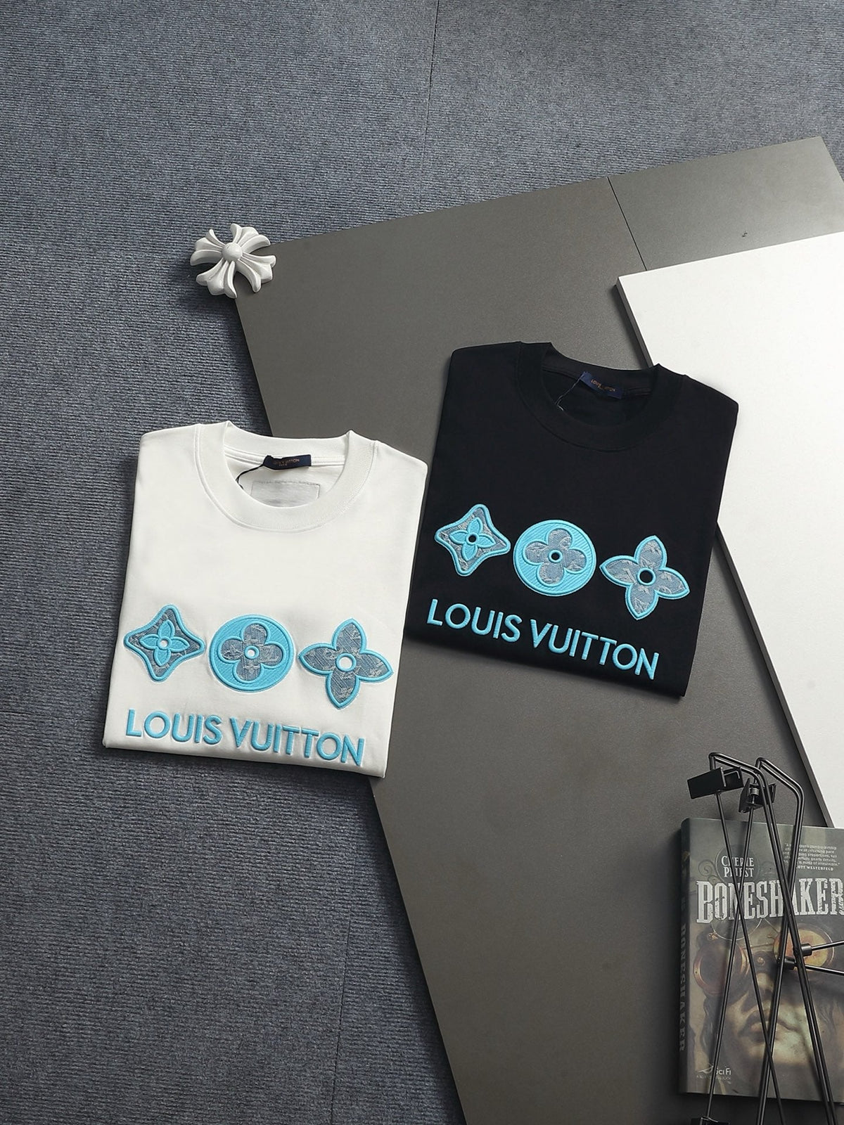 Classic T-shirt-496