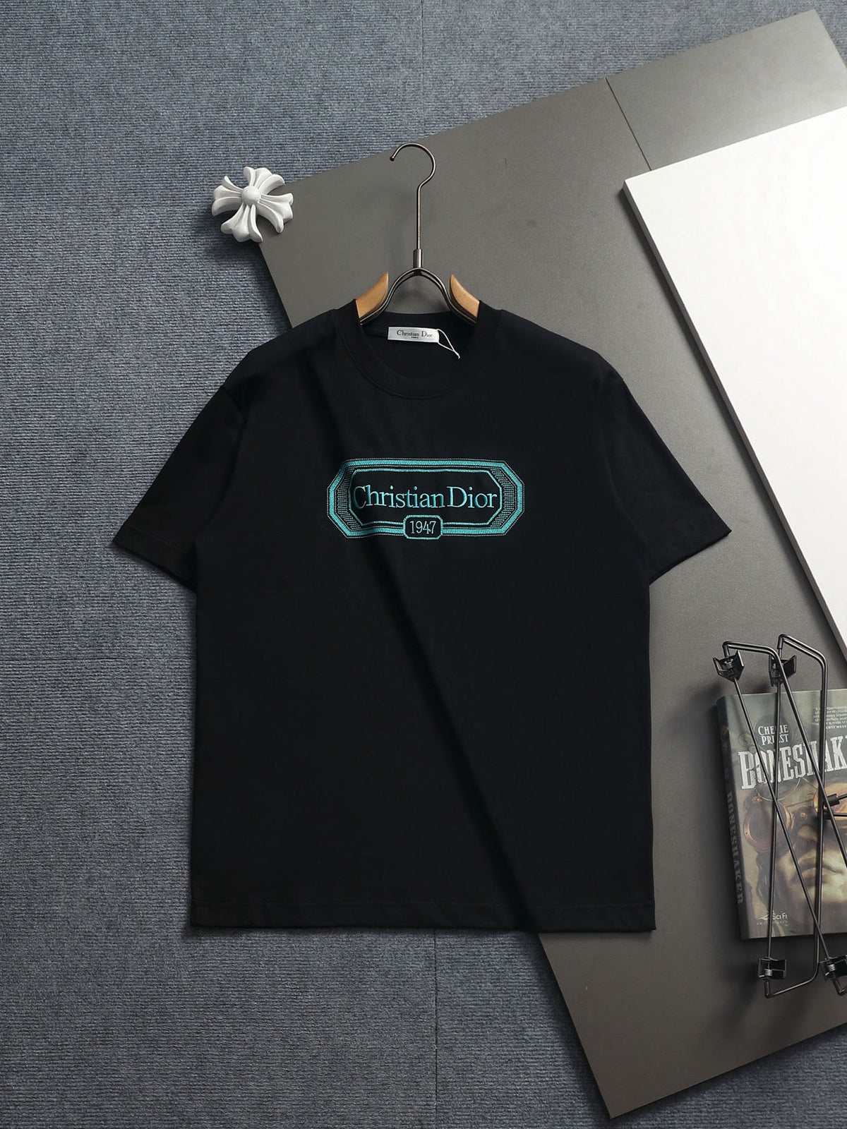 Classic T-shirt-512