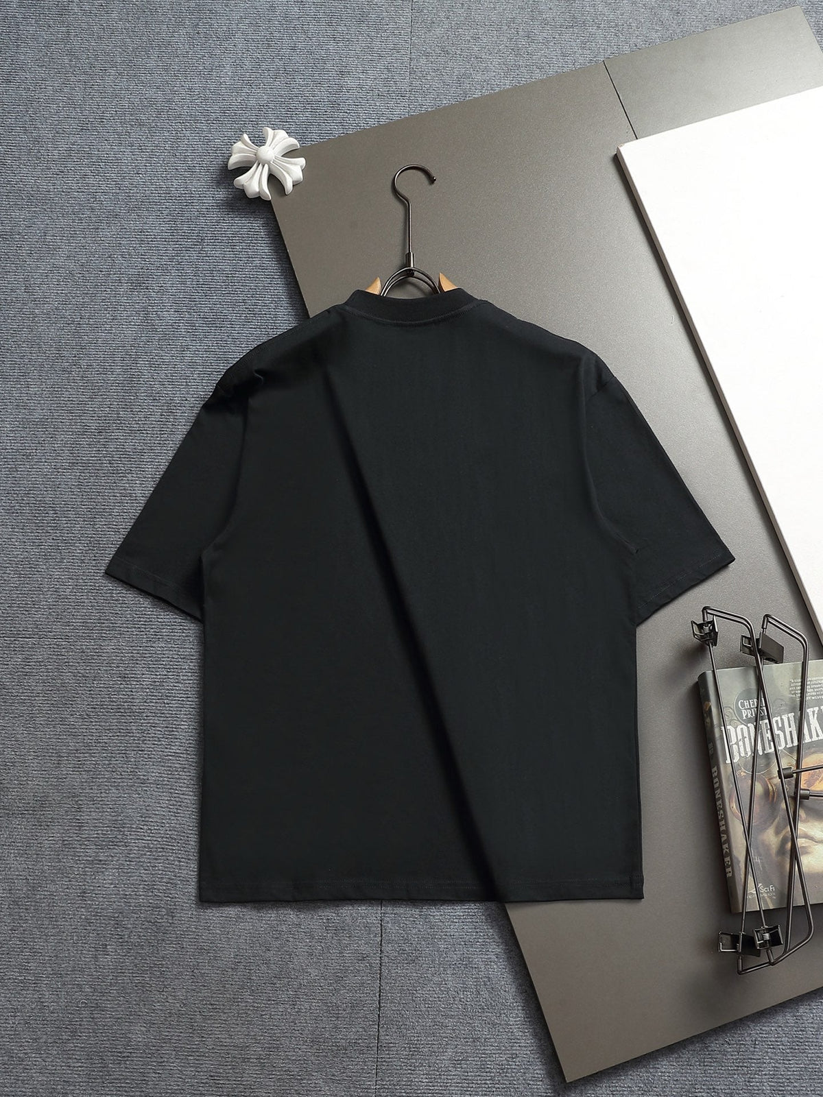 Classic T-shirt-574