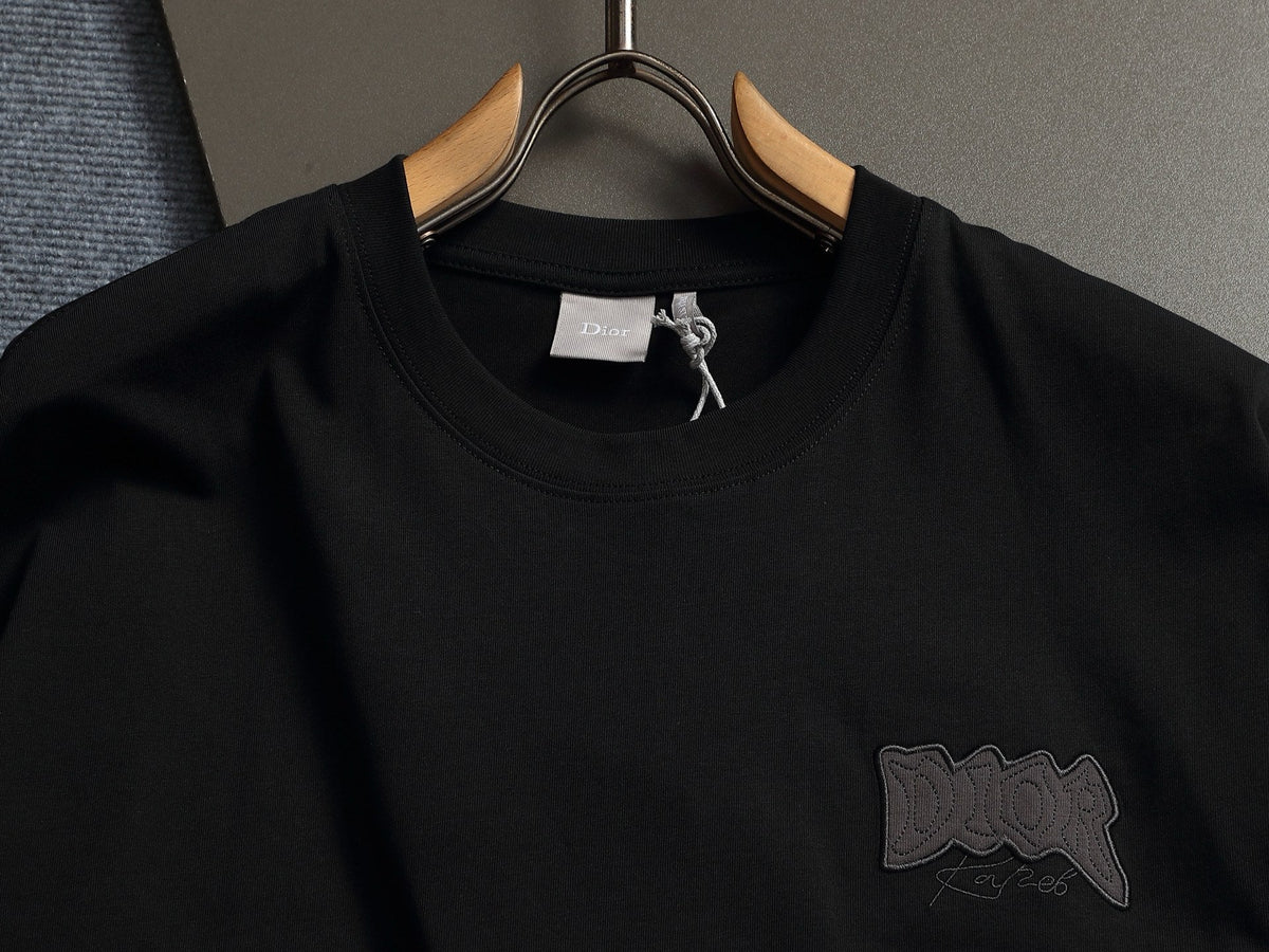 Classic T-shirt-570
