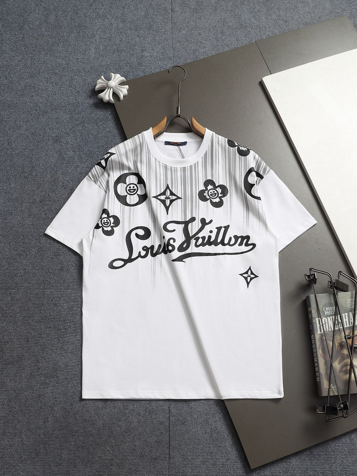 Classic T-shirt-567