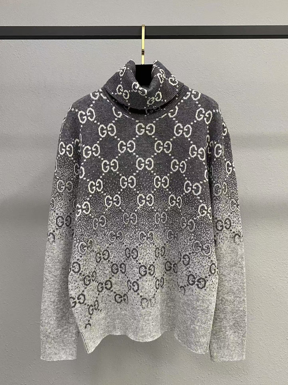 Classic Fashion Sweater-555(Women's）